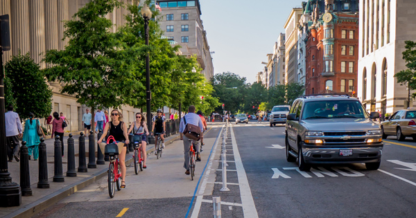 DC_15thSt_carsbikespeds_crop2 lead