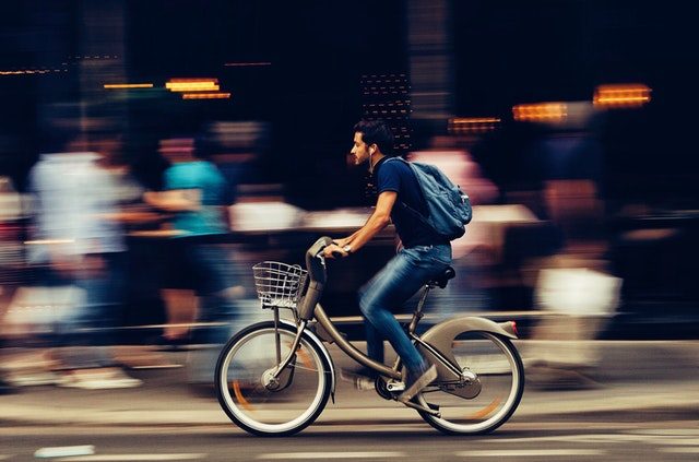 bike commuter