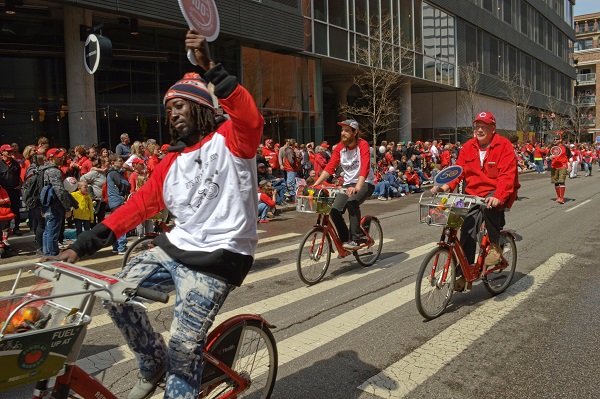 Cincinnati Red Bike parade