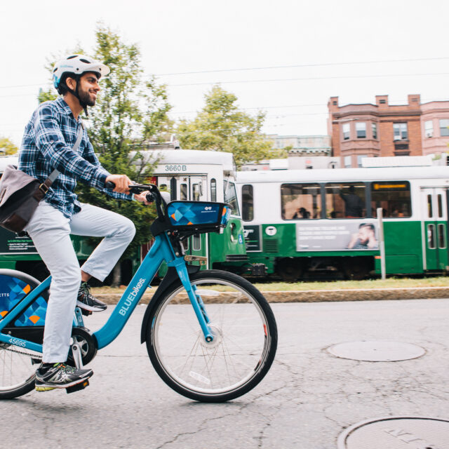 Boston Is Giving Bike Share Memberships to City Employees