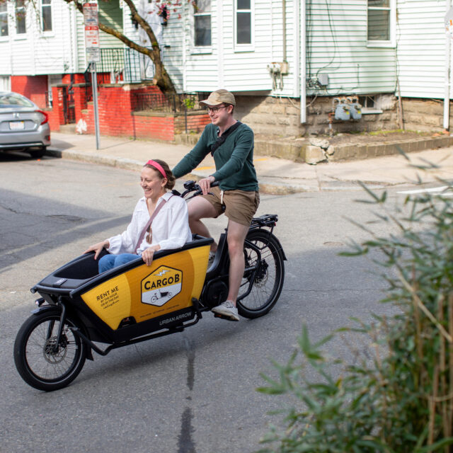 E-Cargo Bike Share is Now Available in Boston